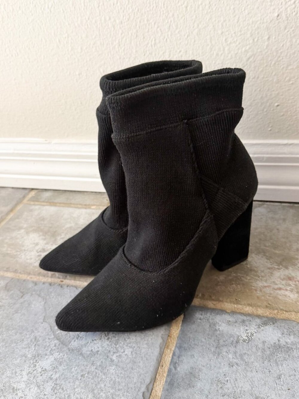 H by Halston Black Knit Sock Booties Pointed Toe Block Heel 7.5